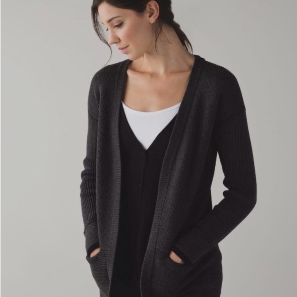 Lululemon vestigan Sweater